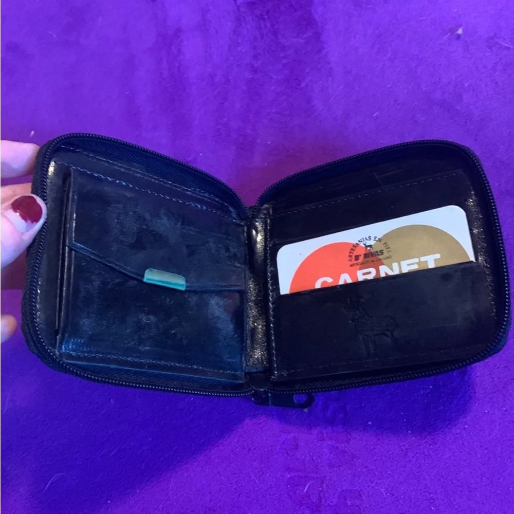 Black Zip Wallet